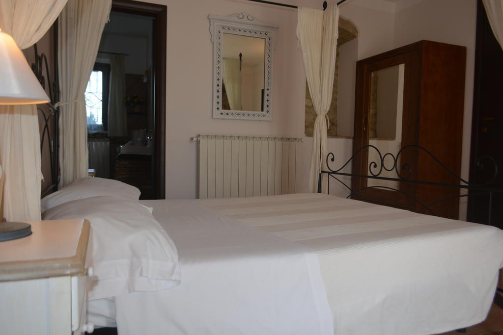 Villa Polercia Cupello Rum bild