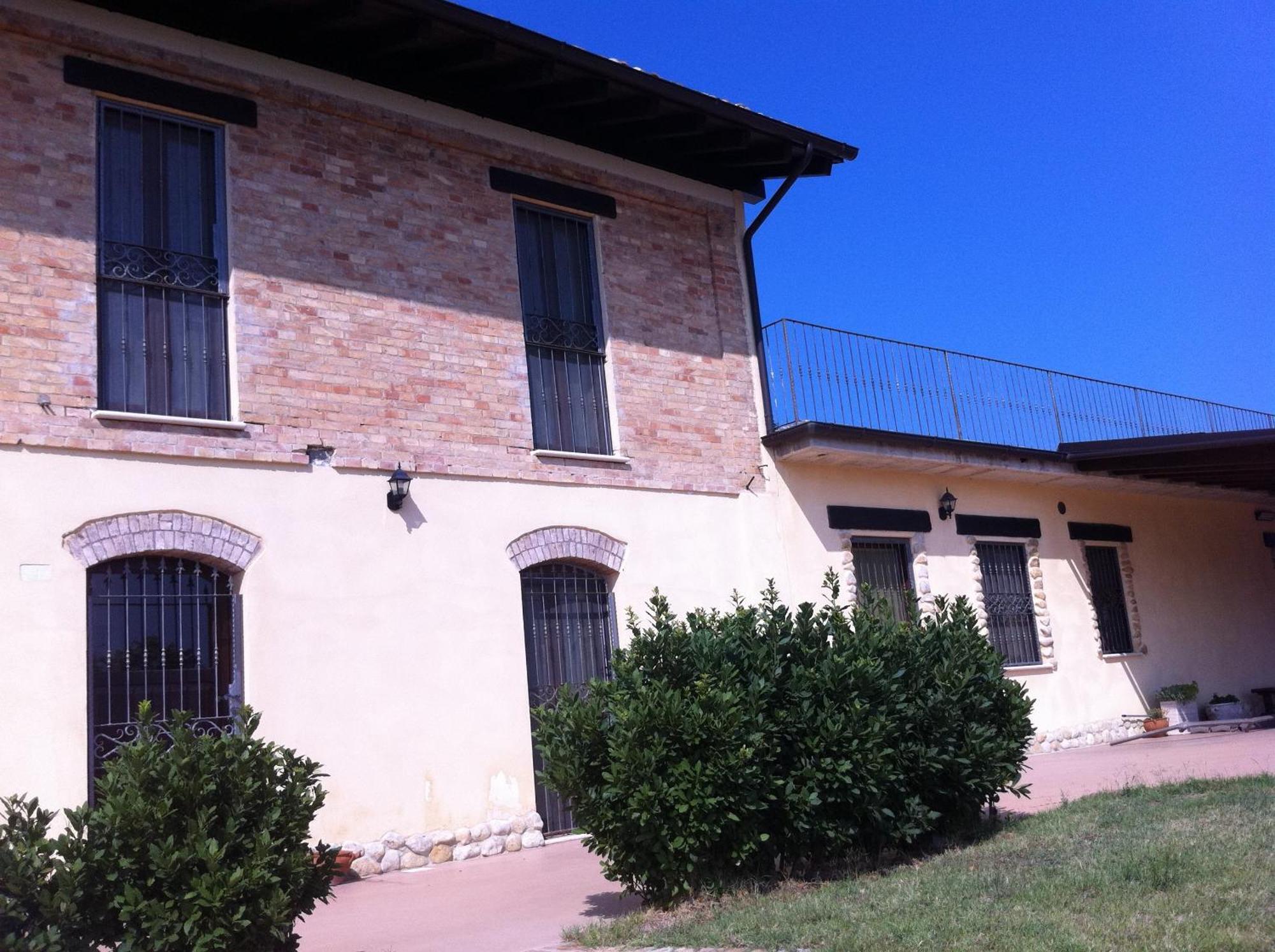 Villa Polercia Cupello Exteriör bild
